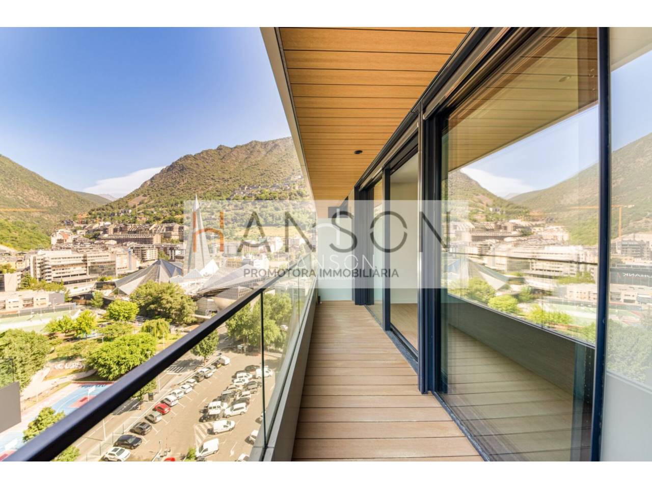 Tu Refugio Urbano con Vistas: Obra Nueva en la Torre 3