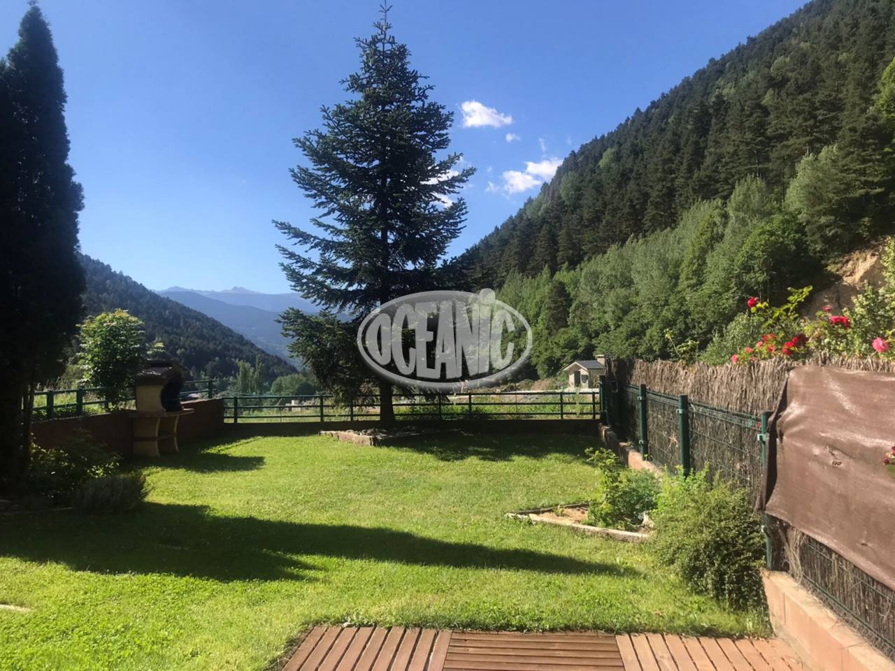 Baix amb jardí en lloguer situat al poble d'Erts, La Massana