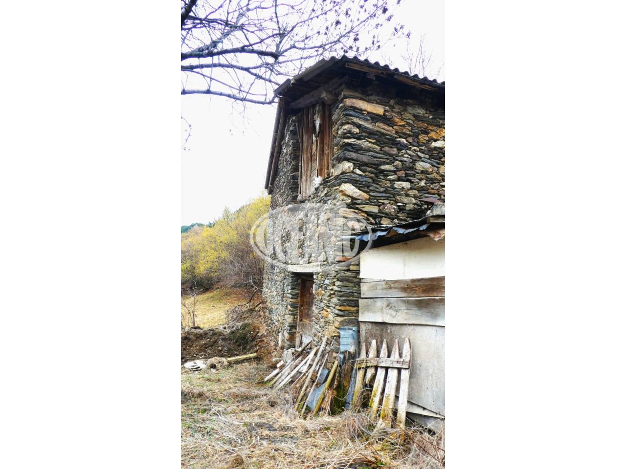 Finca Rústica en Pal con una antigua Borda.