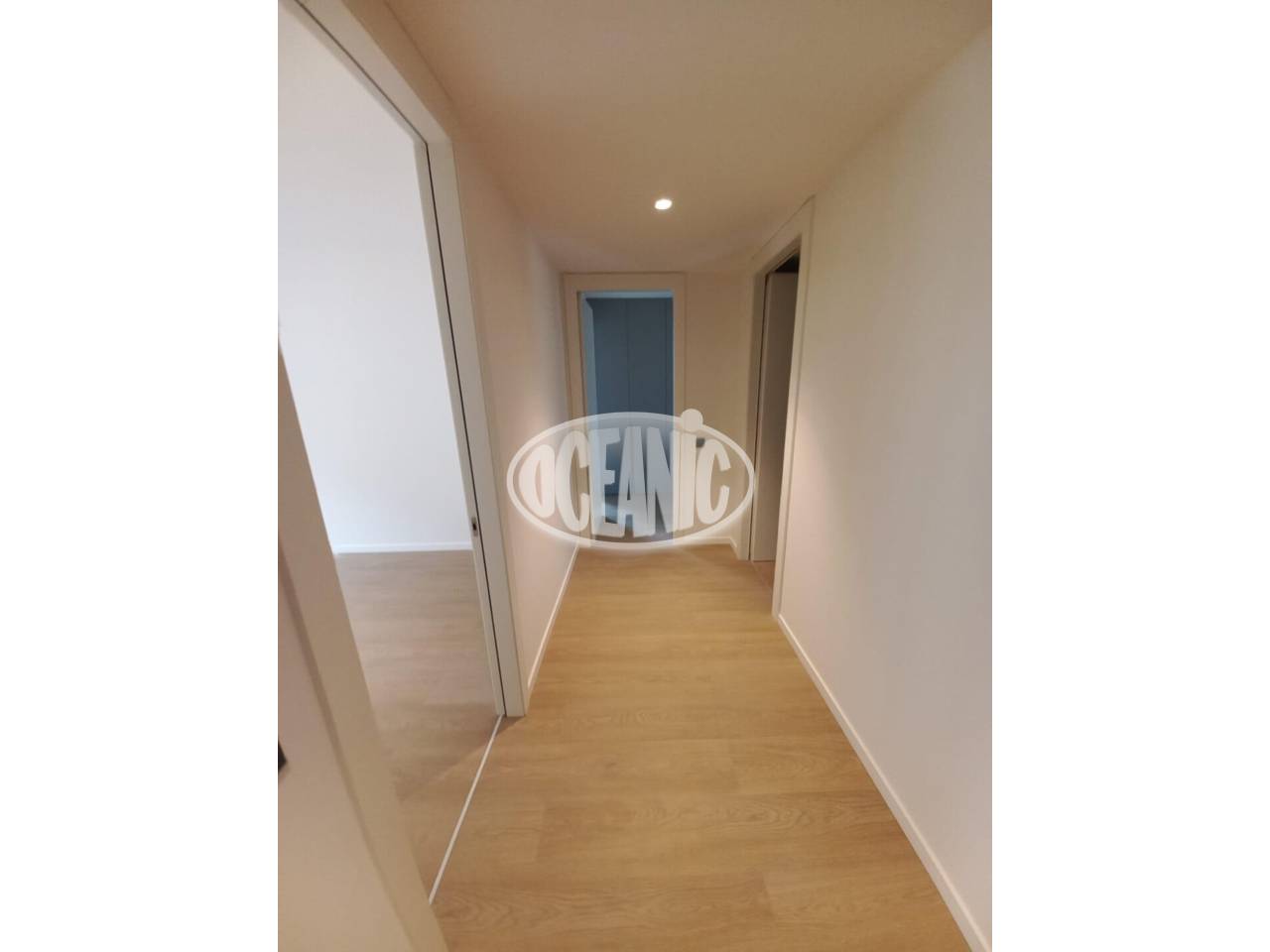 Pis nou de 140 m² a l'Edifici White Angel amb una zona de jardí privat de 20 m².