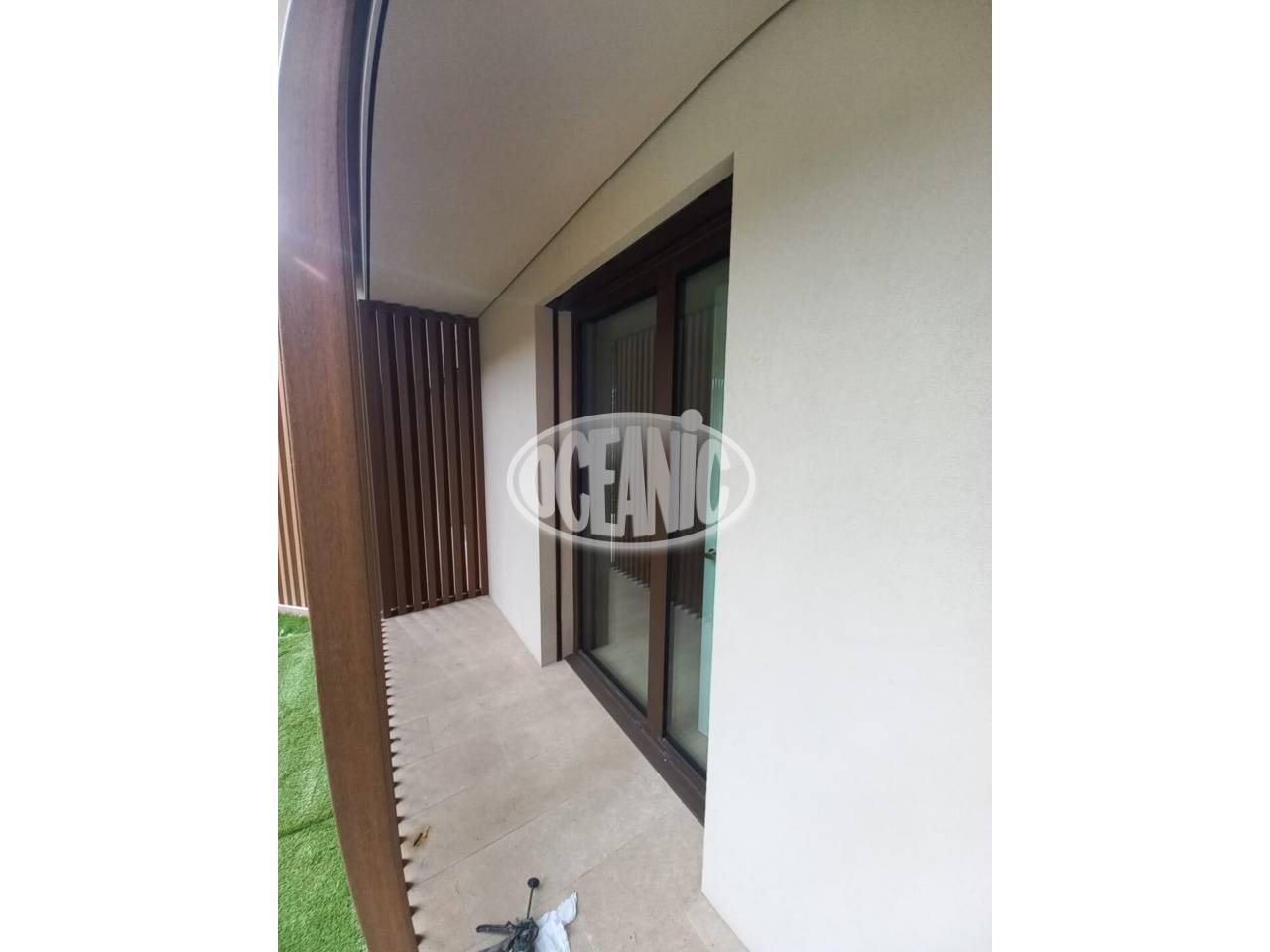 Pis nou de 140 m² a l'Edifici White Angel amb una zona de jardí privat de 20 m².