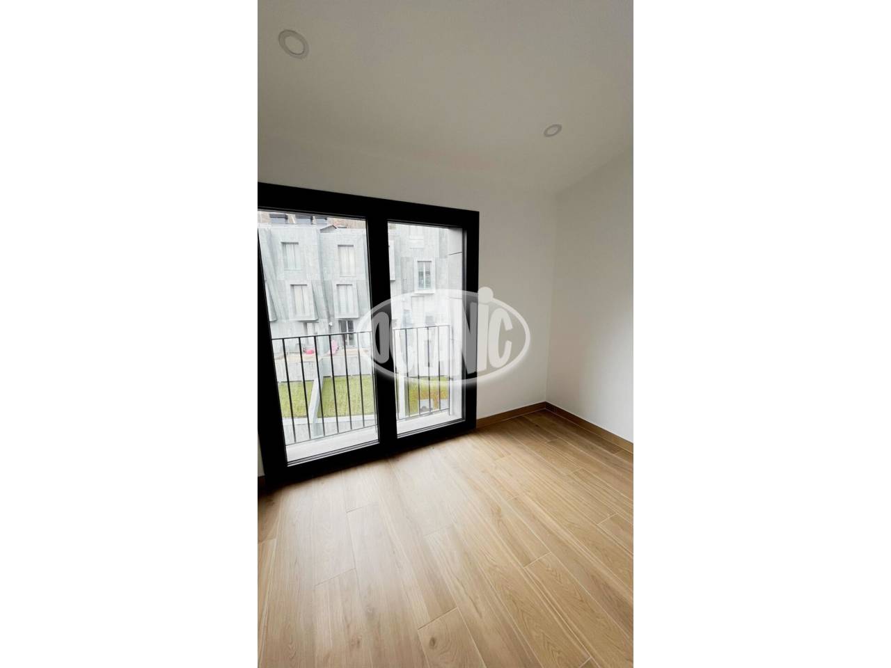 Pis en venda a Engolasters