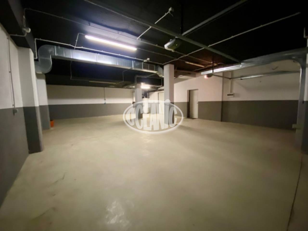Venda d'un àmpli dúplex a Escàs