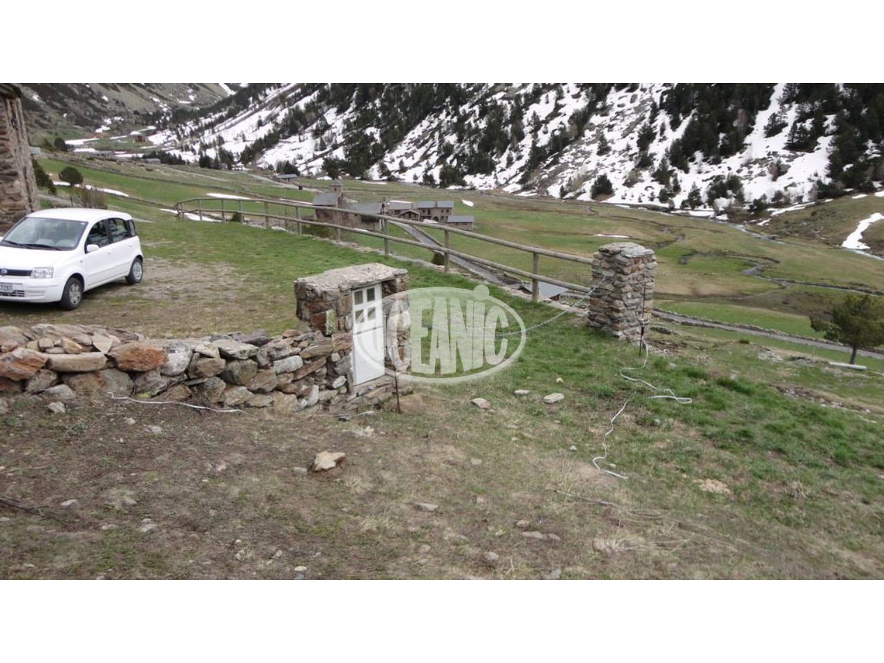 Terreno en venta en Canillo