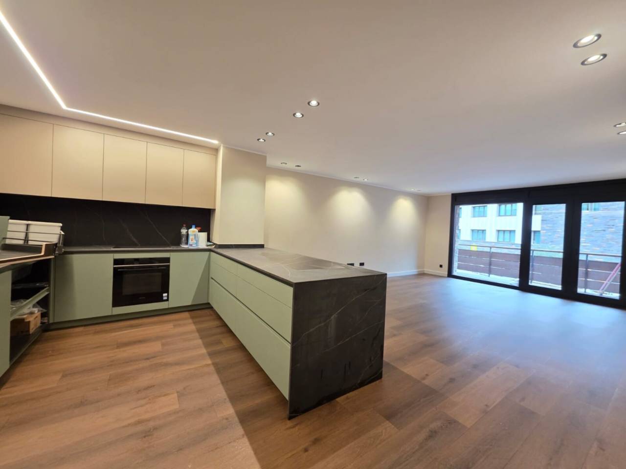 Piso reformado en venta en Escaldes