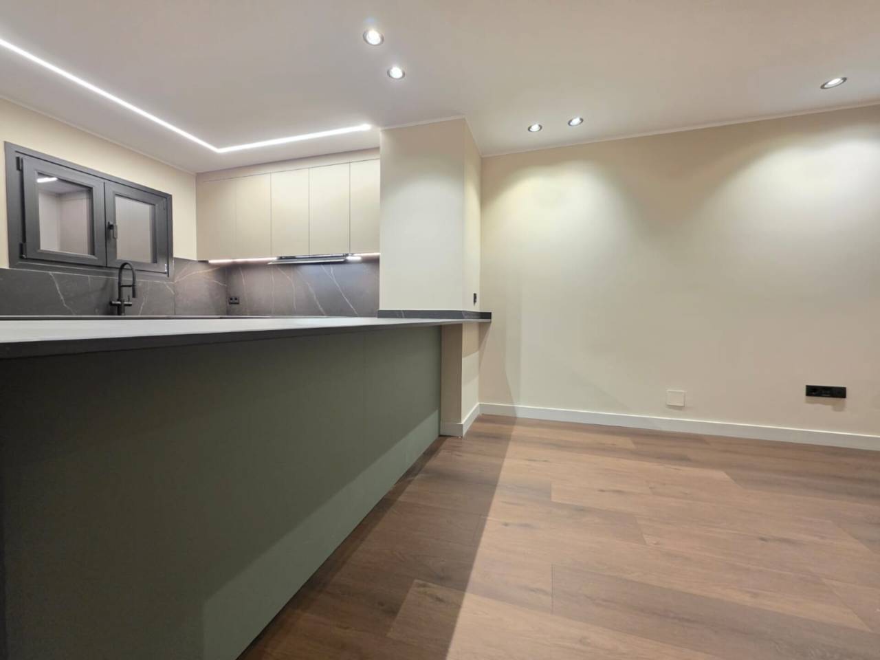 Piso reformado en venta en Escaldes