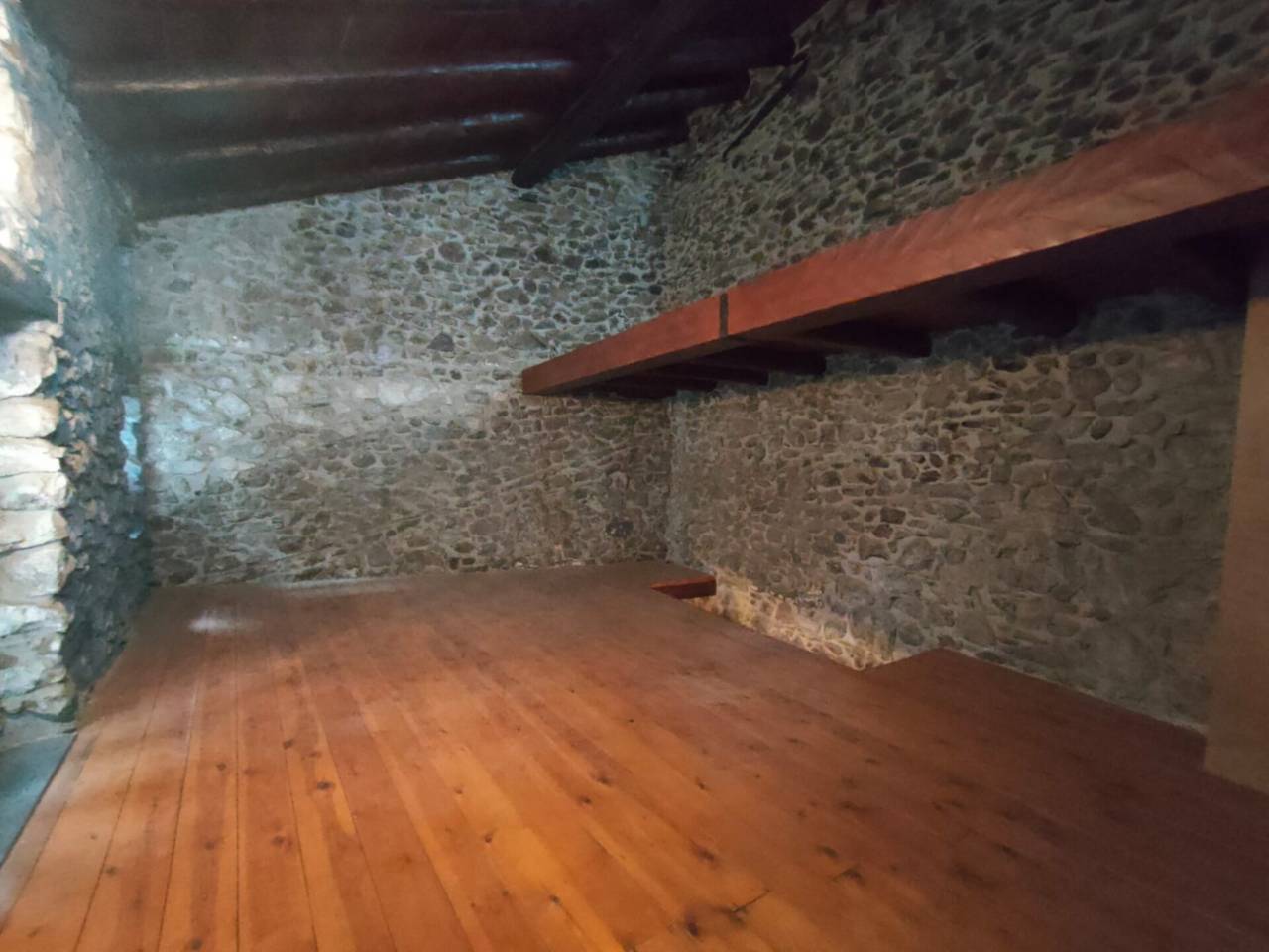 Una propietat única i especial amb moltes possibilitats! Una casa al bell mig del casc antic d'Andorra