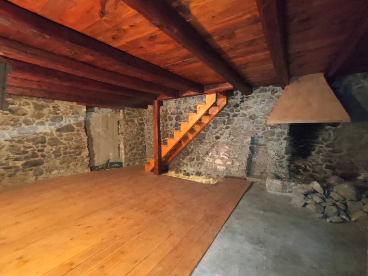 Una propietat única i especial amb moltes possibilitats! Una casa al bell mig del casc antic d'Andorra