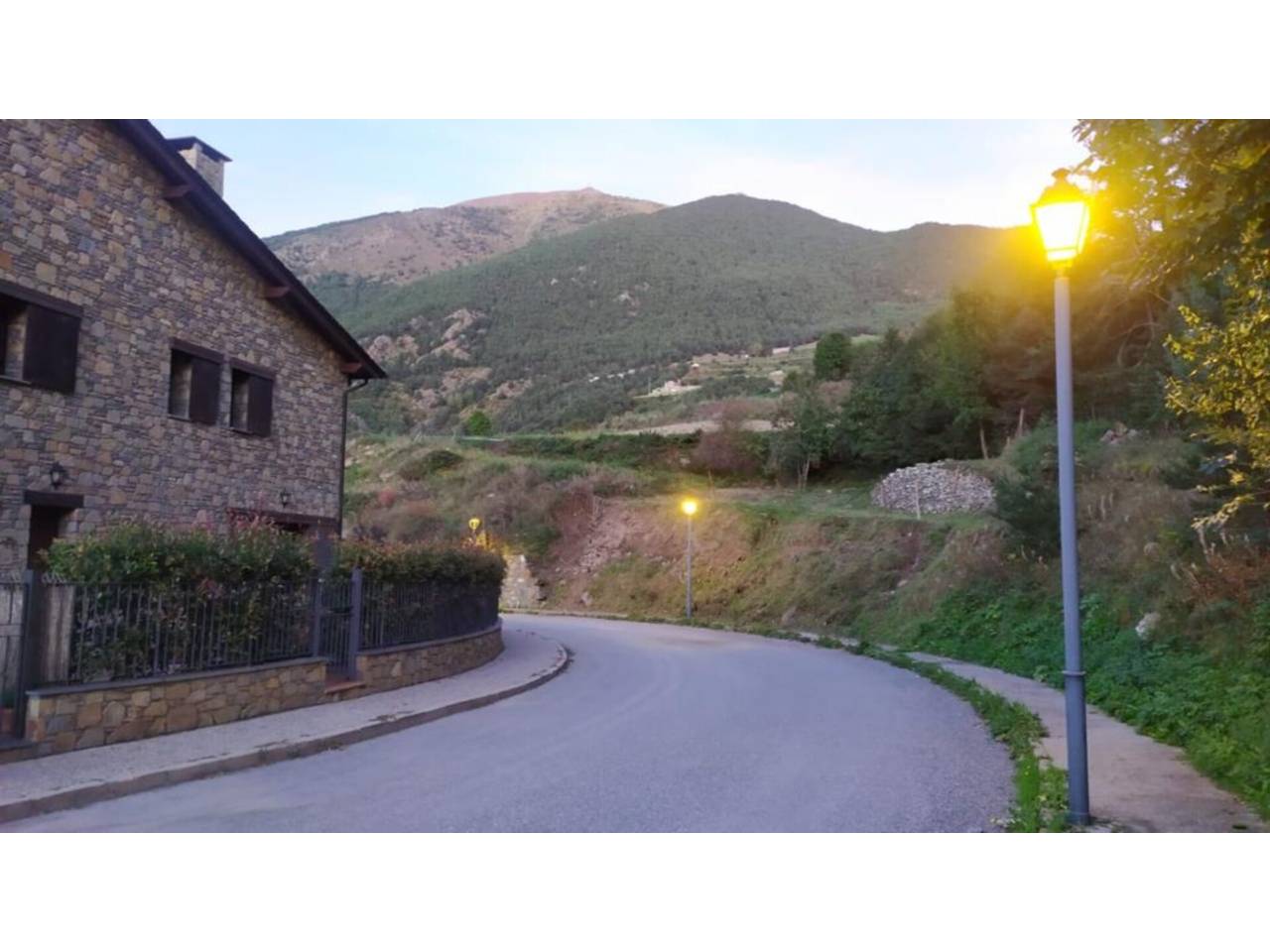 Terreno en venta a la carretera de la *Peguera - San Julià