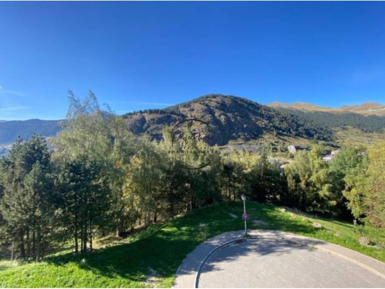  BONITO ESTUDIO EN VENTA A SOLDEU (CANILLO)