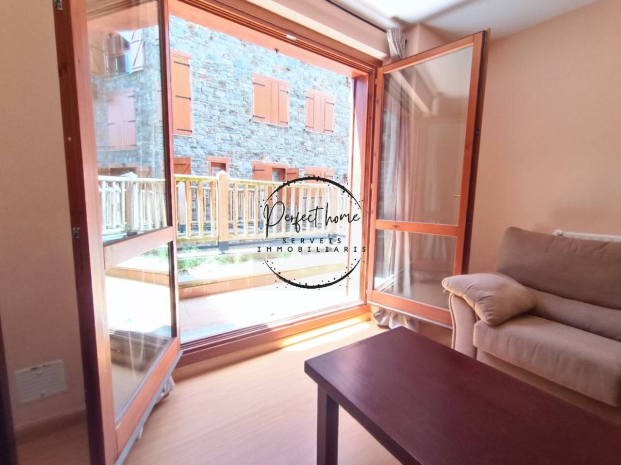 ACOGEDOR ESTUDIO EN VENTA A SOLDEU (CANILLO)