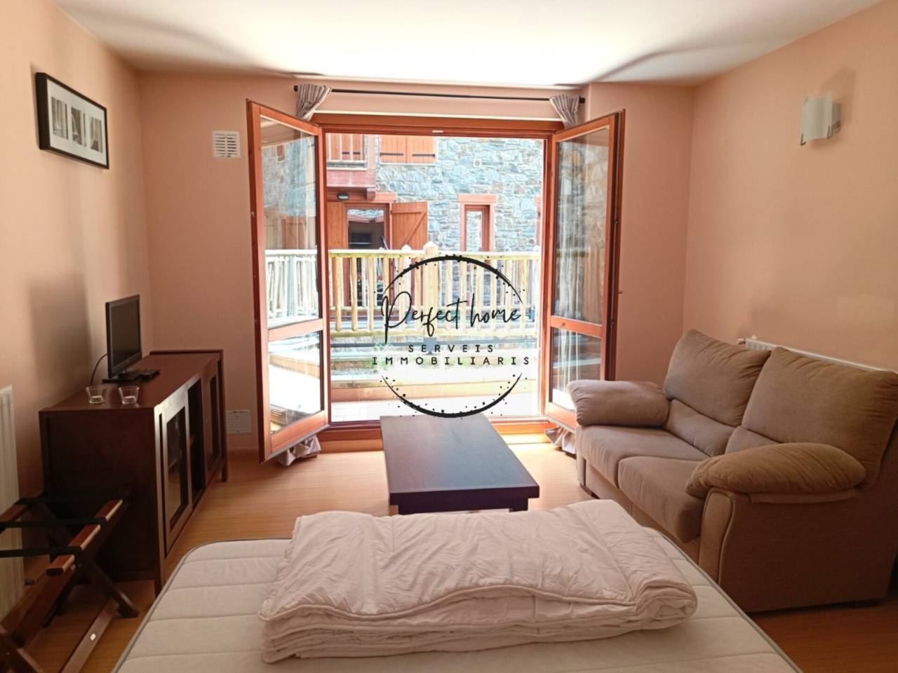 ACOGEDOR ESTUDIO EN VENTA A SOLDEU (CANILLO)
