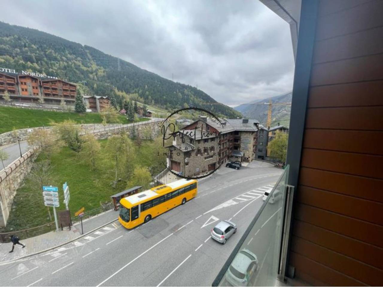 FANTÀSTIC PIS EN VENDA A CANILLO (EL TARTER)