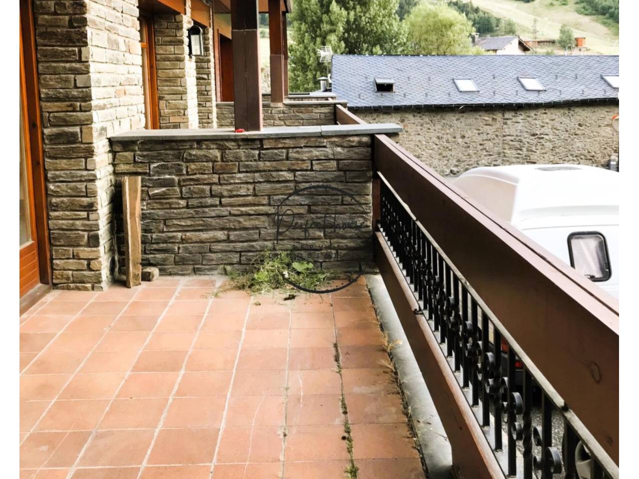 ACOGEDOR PISO DE ALQUILER EN EL TARTER (CANILLO)
