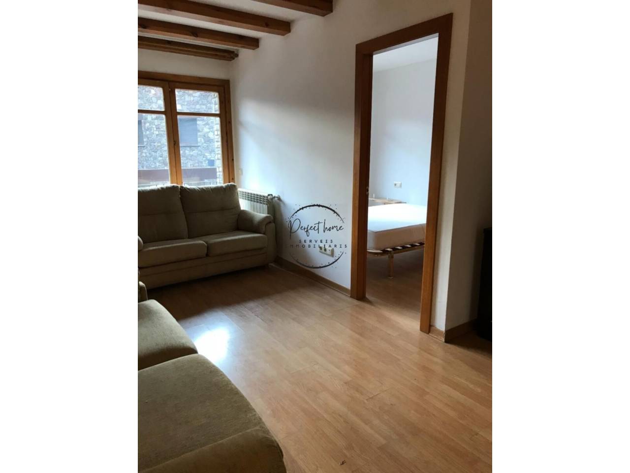ACOGEDOR PISO DE ALQUILER EN EL TARTER (CANILLO)