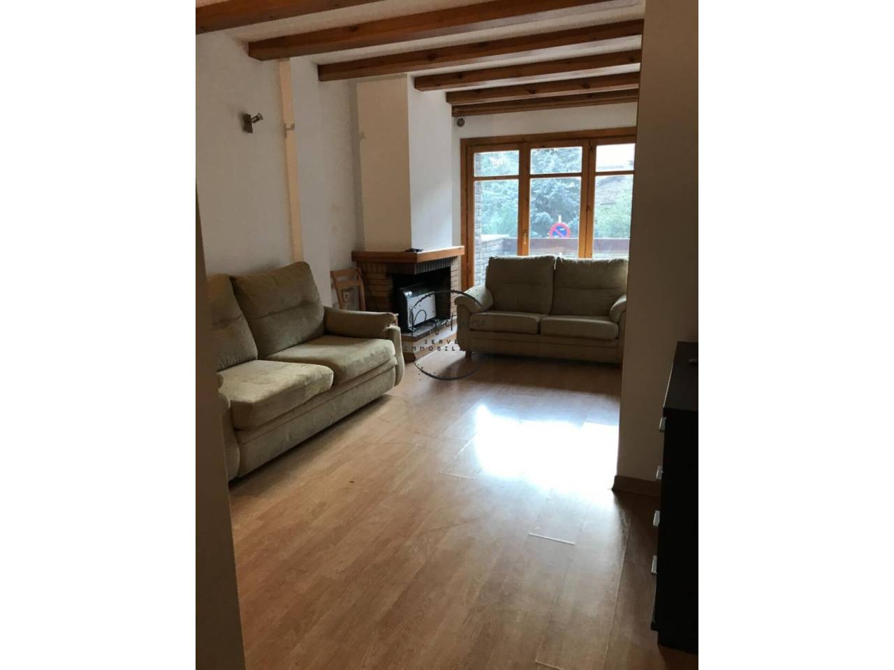 ACOGEDOR PISO DE ALQUILER EN EL TARTER (CANILLO)