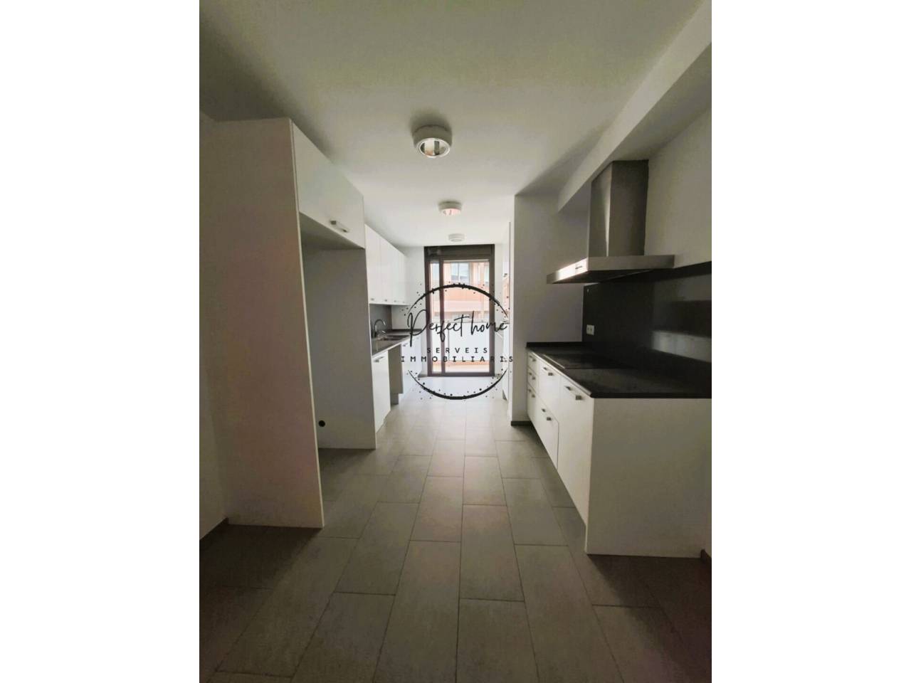 EN VENDA FABULÓS APARTAMENT AL COR DE ESCALDES