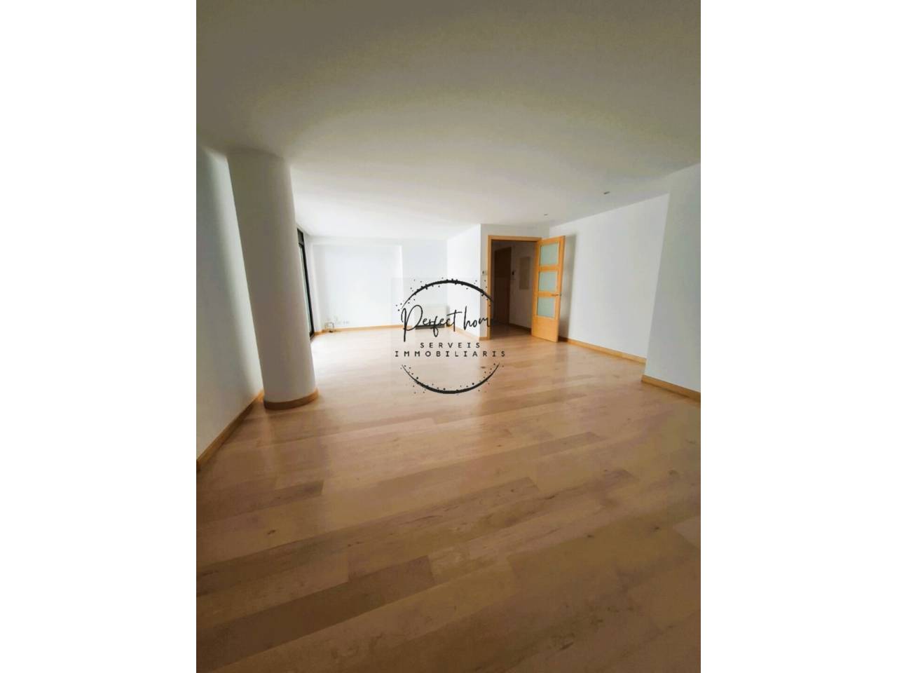 EN VENDA FABULÓS APARTAMENT AL COR DE ESCALDES