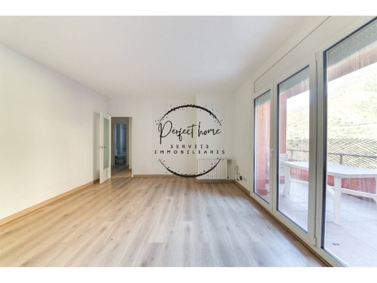 FANTÁSTICO PISO EN VENTA EN SANT JULIÀ DE LÒRIA