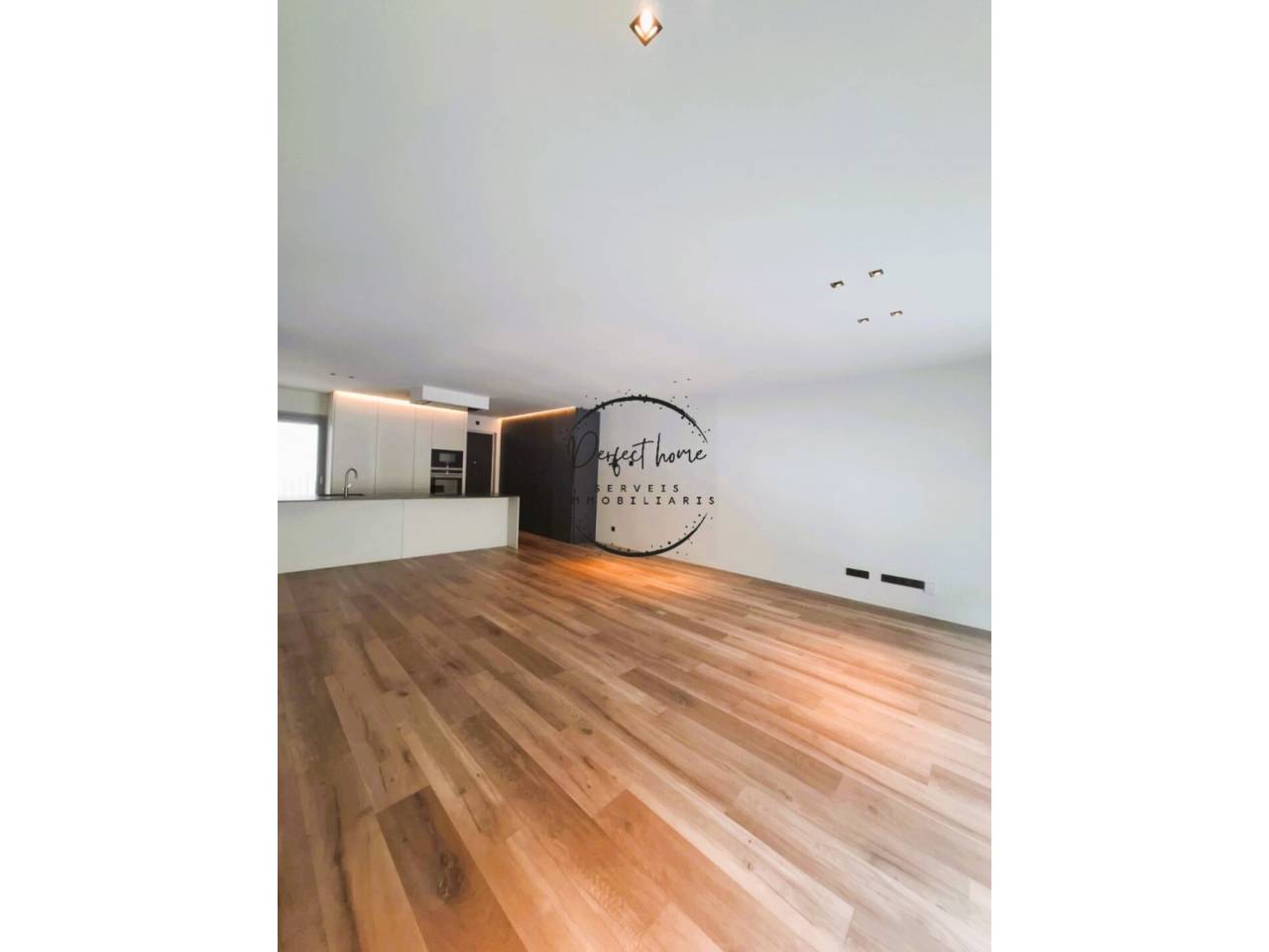 APARTAMENT DE NOVA CONSTRUCCIÓ EN VENDA AL CENTRE D'ANDORRA