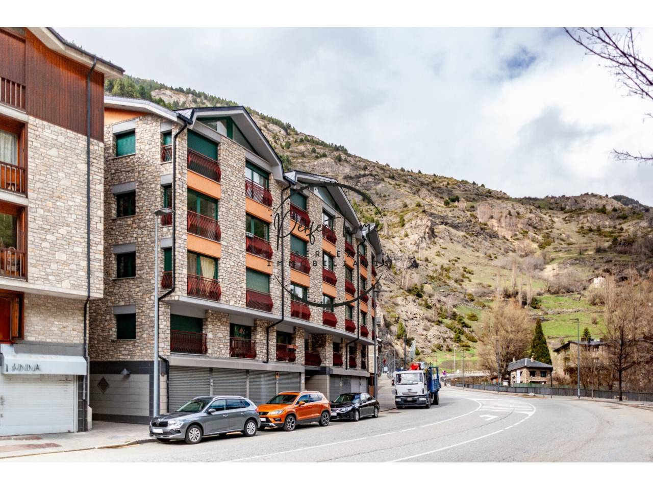 BONIC APARTAMENT EN VENDA A CANILLO