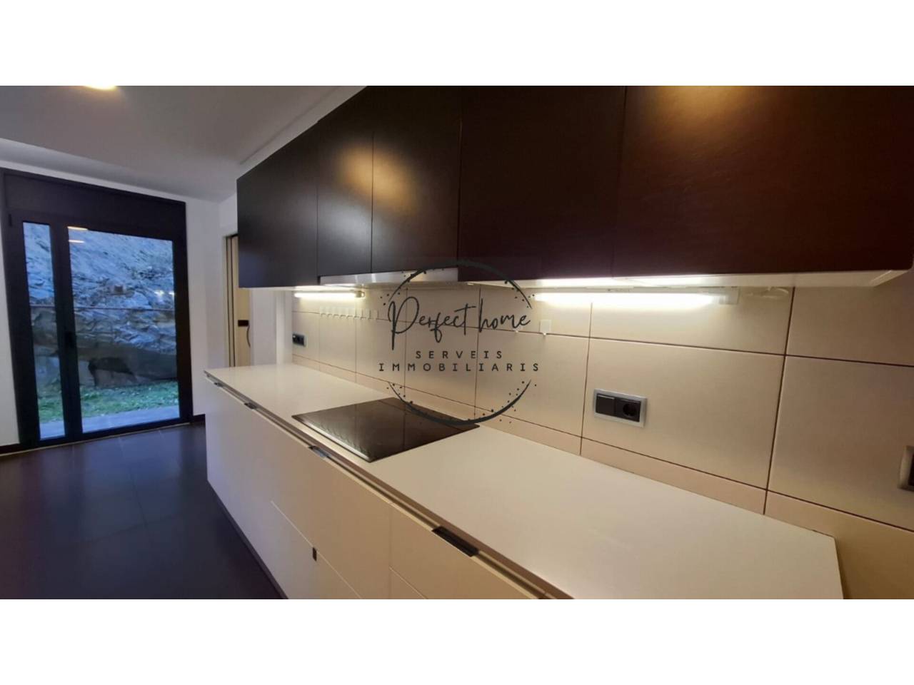 ESPECTACULAR PIS EN VENDA AMB JARDÍ A ORDINO