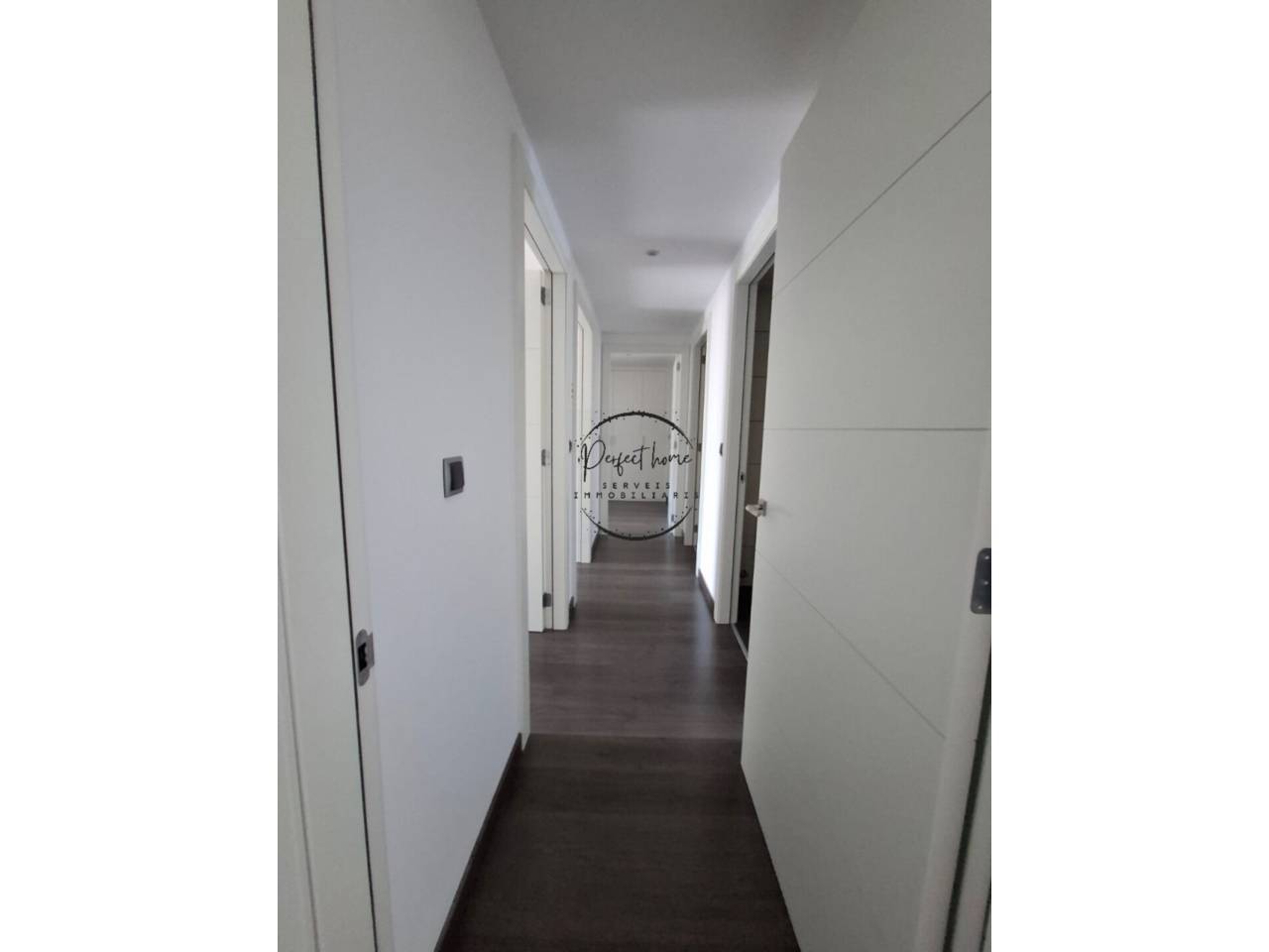 FABULOSO PISO EN VENTA CON JARDÍN EN ORDINO