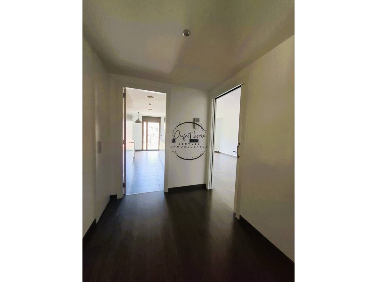 FABULOSO PISO EN VENTA CON JARDÍN EN ORDINO