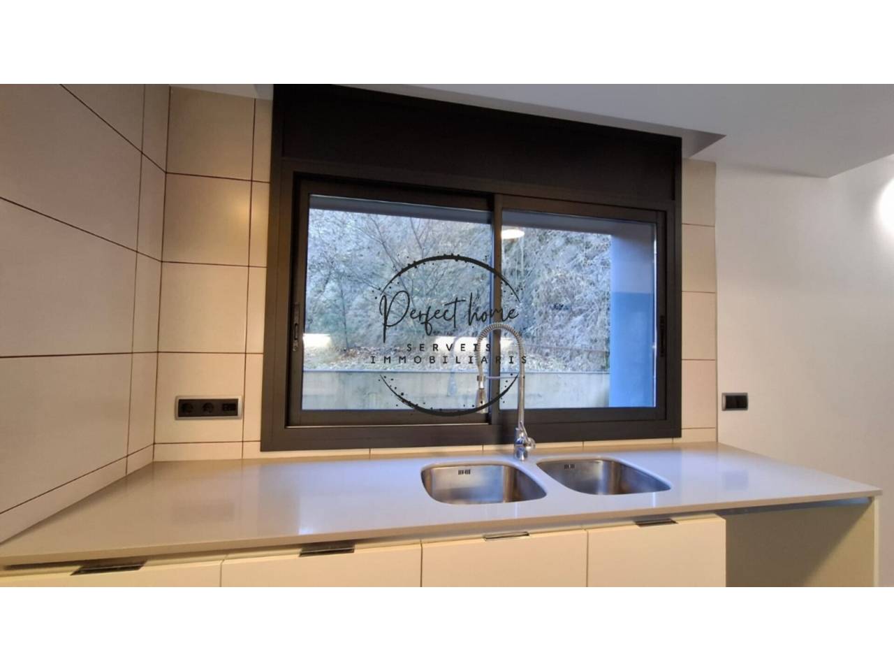 ESPECTACULAR PIS EN VENDA AMB JARDÍ A ORDINO