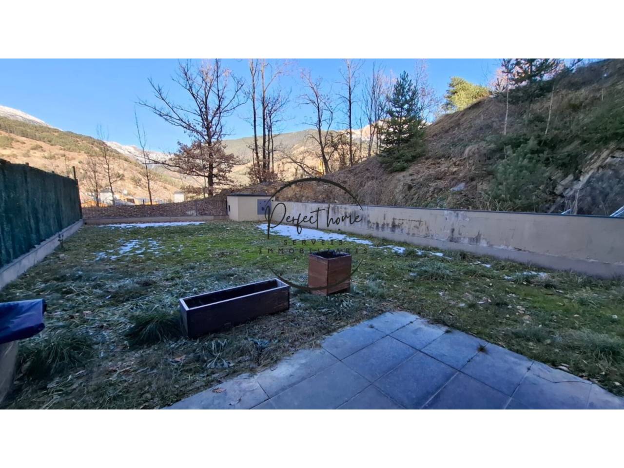 ESPECTACULAR PIS EN VENDA AMB JARDÍ A ORDINO