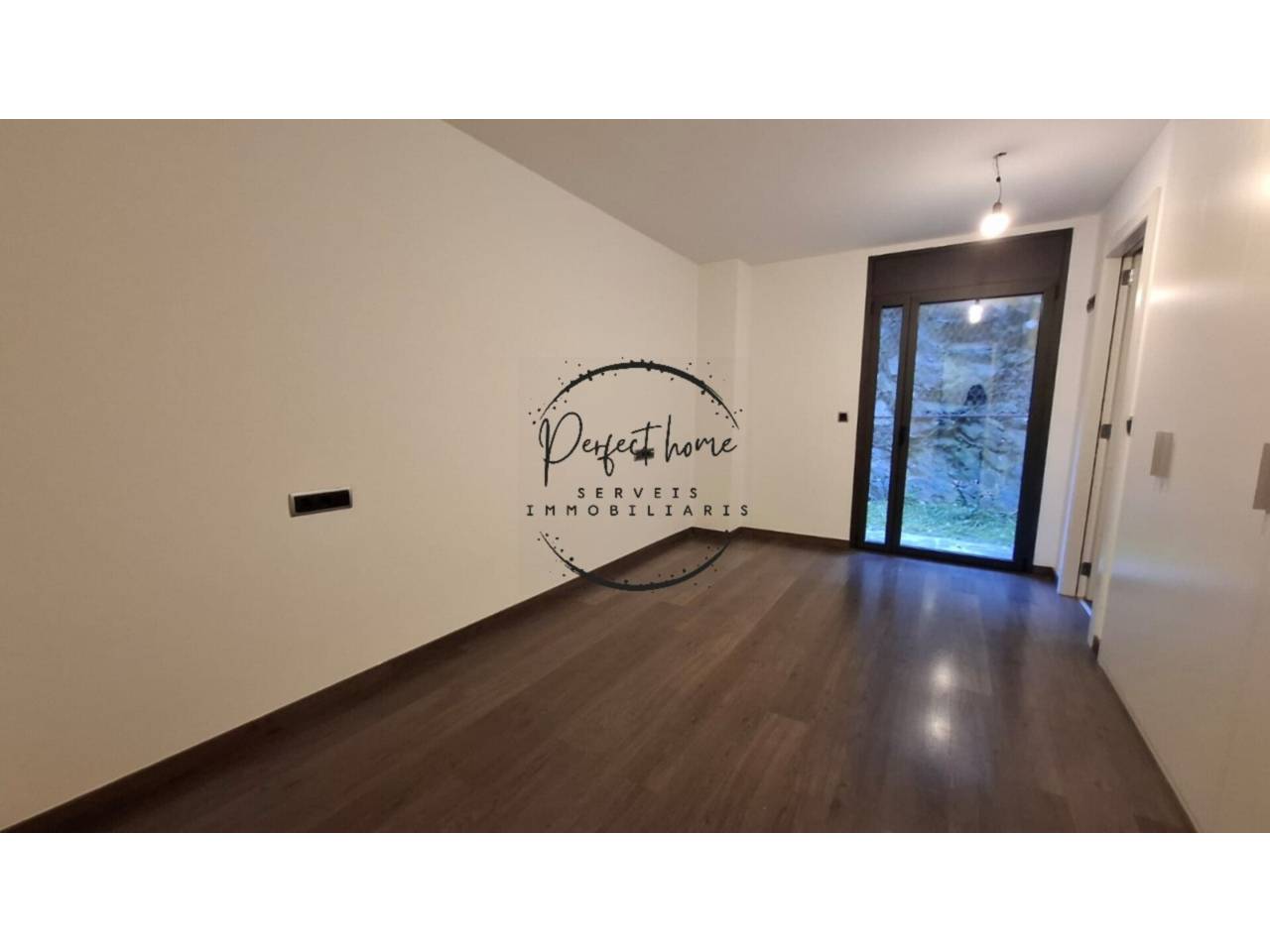 ESPECTACULAR PIS EN VENDA AMB JARDÍ A ORDINO