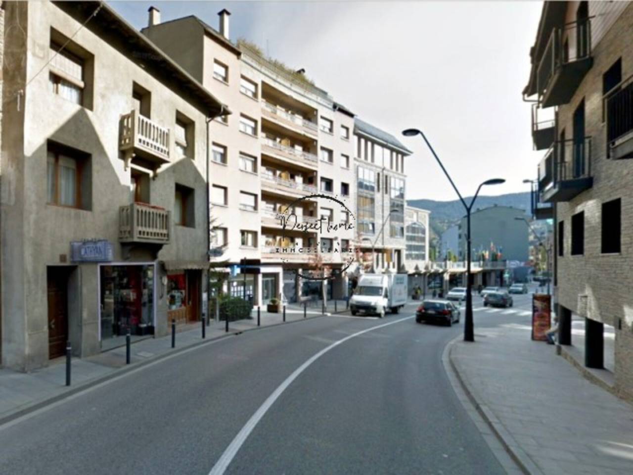 LOCAL COMERCIAL EN LLOGUER A LA MASSANA
