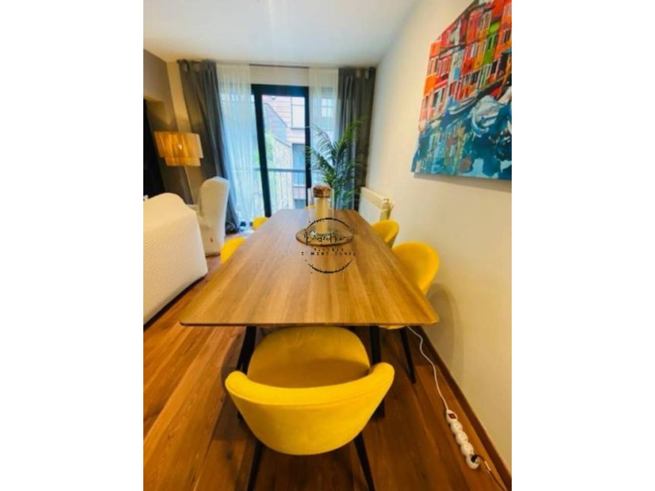 ENCANTADOR PISO EN VENTA EN LA CORTINDA (ORDINO)