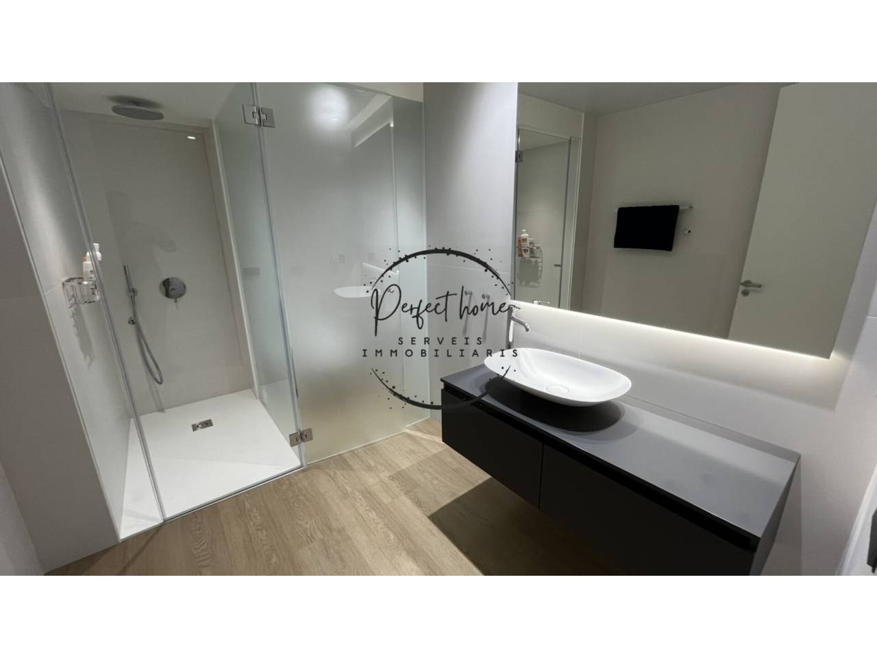 EXCEPCIONAL PISO EN VENTA EN ANDORRA LA VELLA