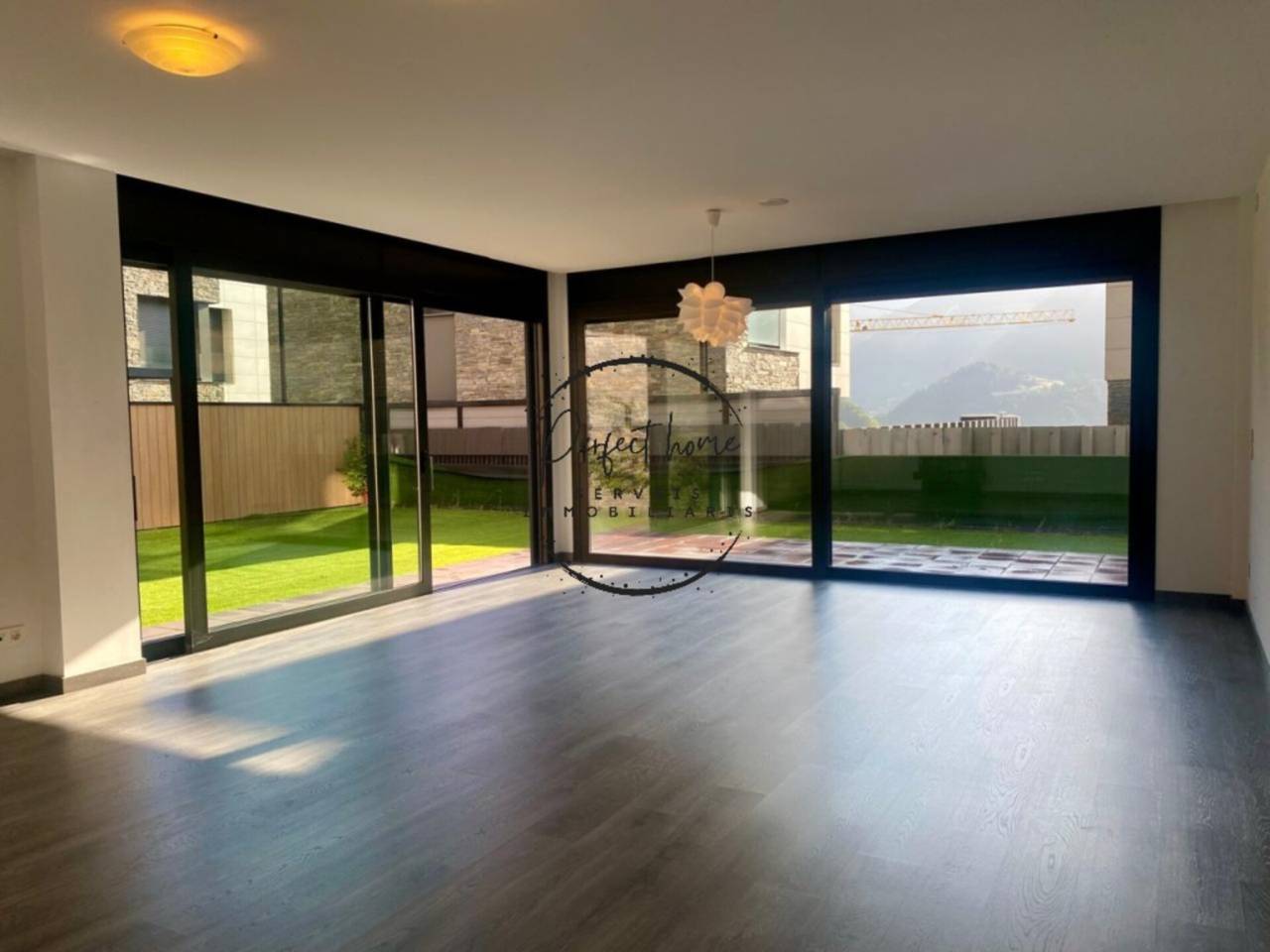 ESPECTACULAR DÚPLEX CON GRAN JARDÍN EN VENTA EN EL CORAZÓN DE ESCÀS, LA MASSANA