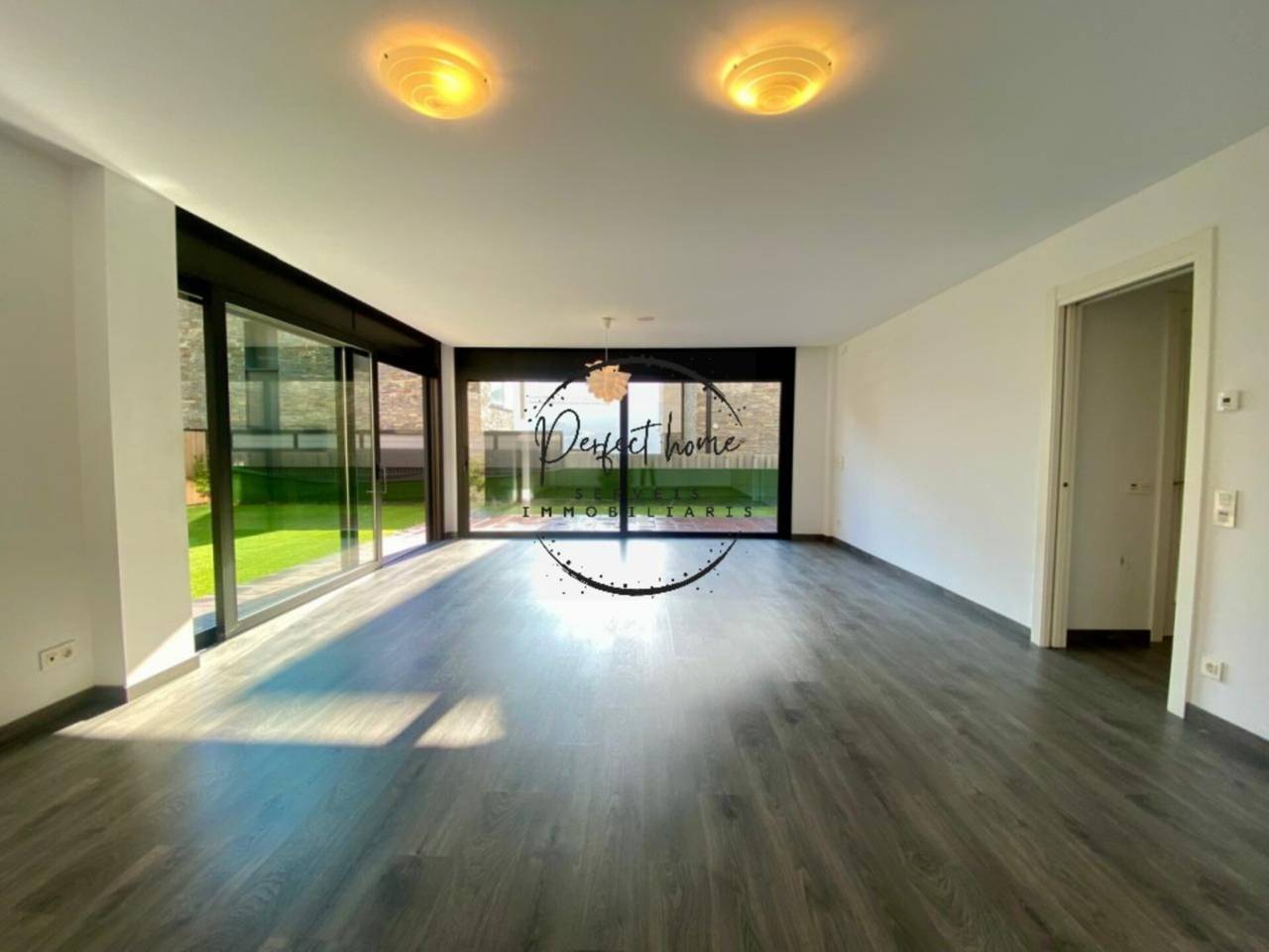 ESPECTACULAR DÚPLEX CON GRAN JARDÍN EN VENTA EN EL CORAZÓN DE ESCÀS, LA MASSANA