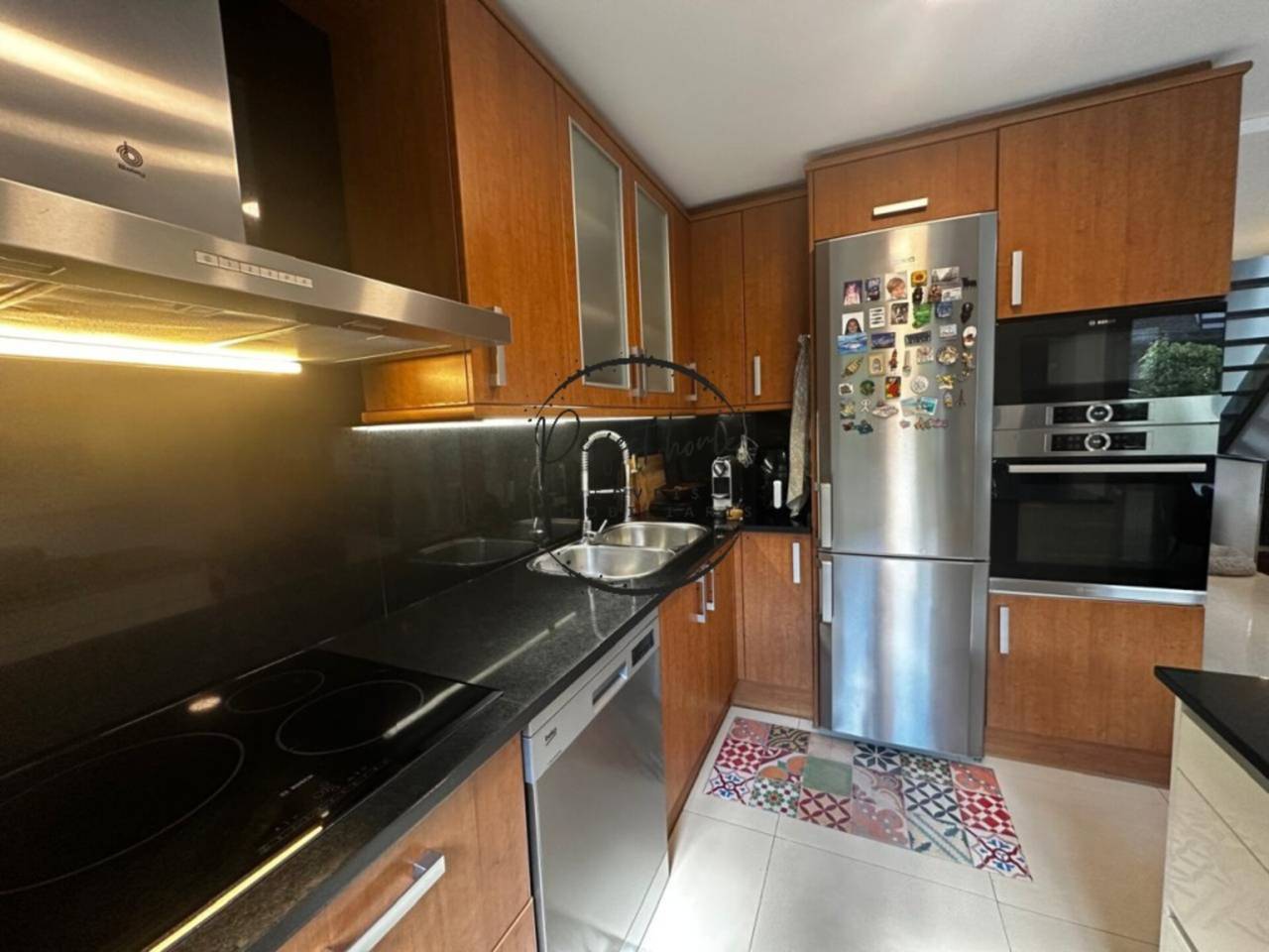 CASA ADOSADA EN VENTA EN LA MASSANA: TU REFUGIO DE ENSUEÑO