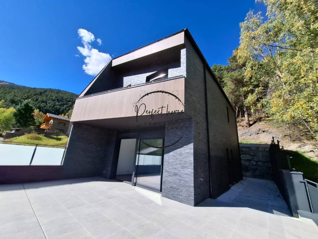 EXCLUSIVA CASA A ESTRENAR A PAL, LA MASSANA