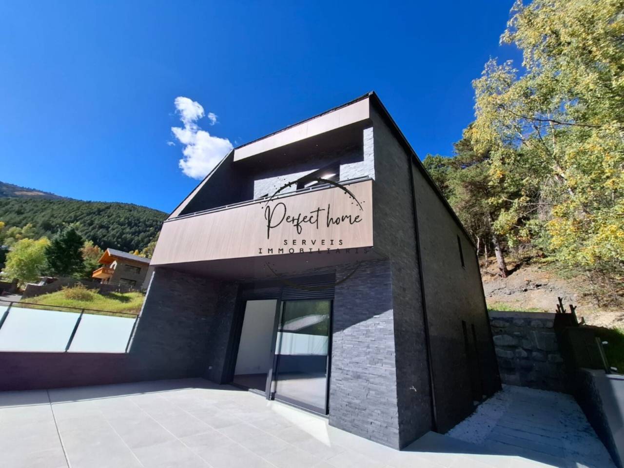 EXCLUSIVA CASA A ESTRENAR A PAL, LA MASSANA