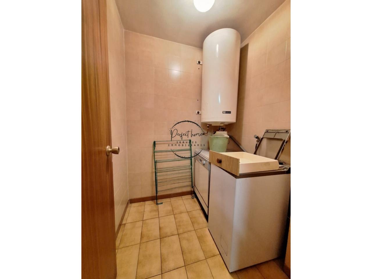 CÉNTRICO PISO EN VENTA EN ESCALDES