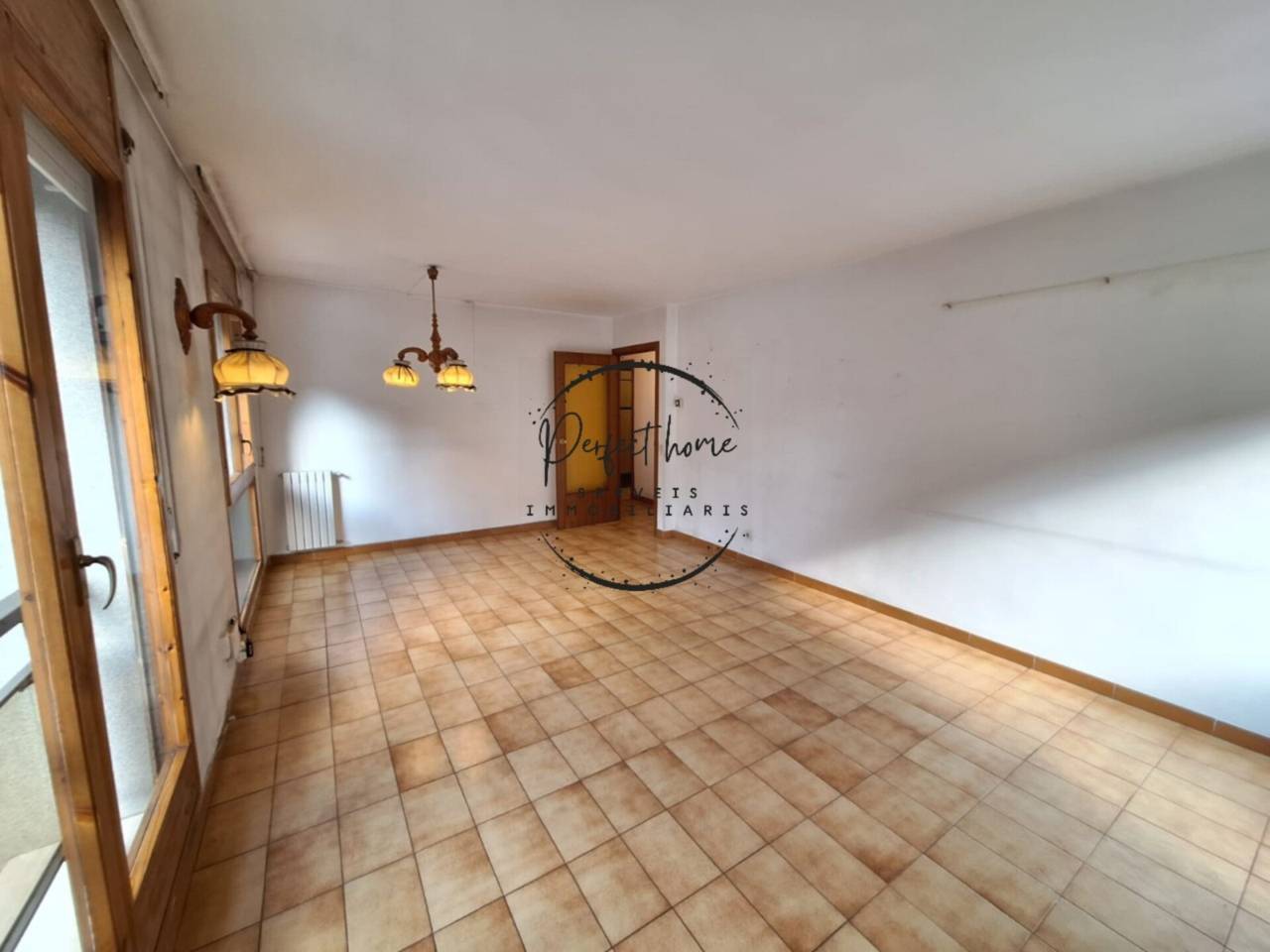 CÉNTRICO PISO EN VENTA EN ESCALDES