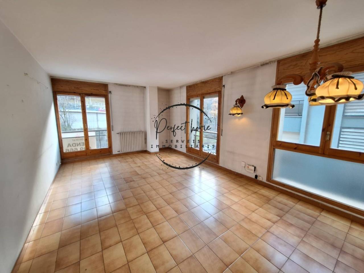 PIE AL CENTRE EN VENDA A ESCALDES