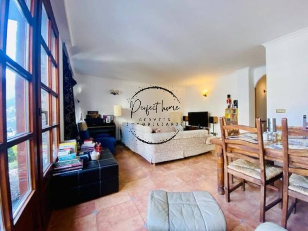 ENCANTADOR PIS EN VENDA A SISPONY ( LA MASSANA)