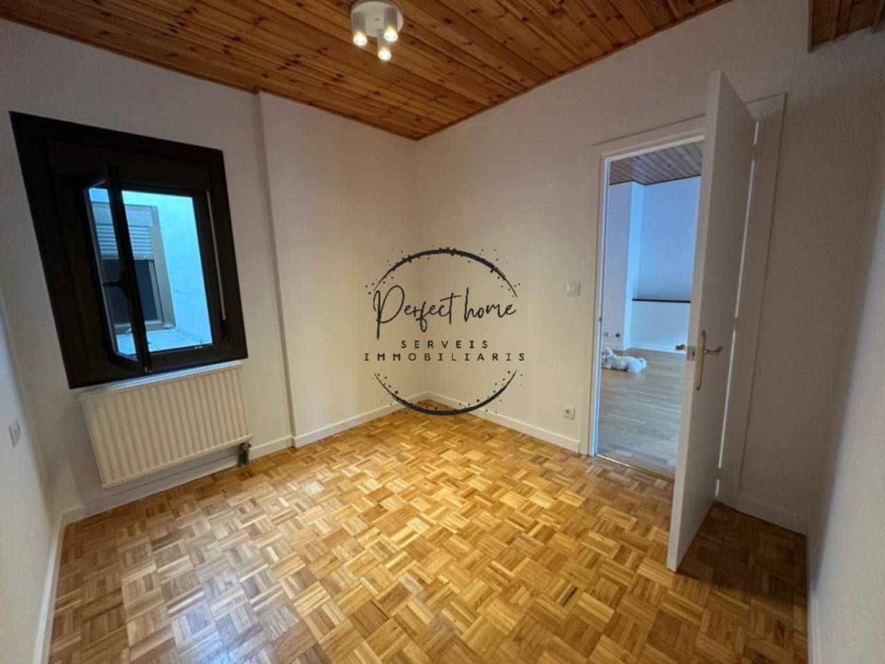 ÁTICO EN ALQUILER EN ENCAMP: UN HOGAR LUMINOSO Y ACOGEDOR