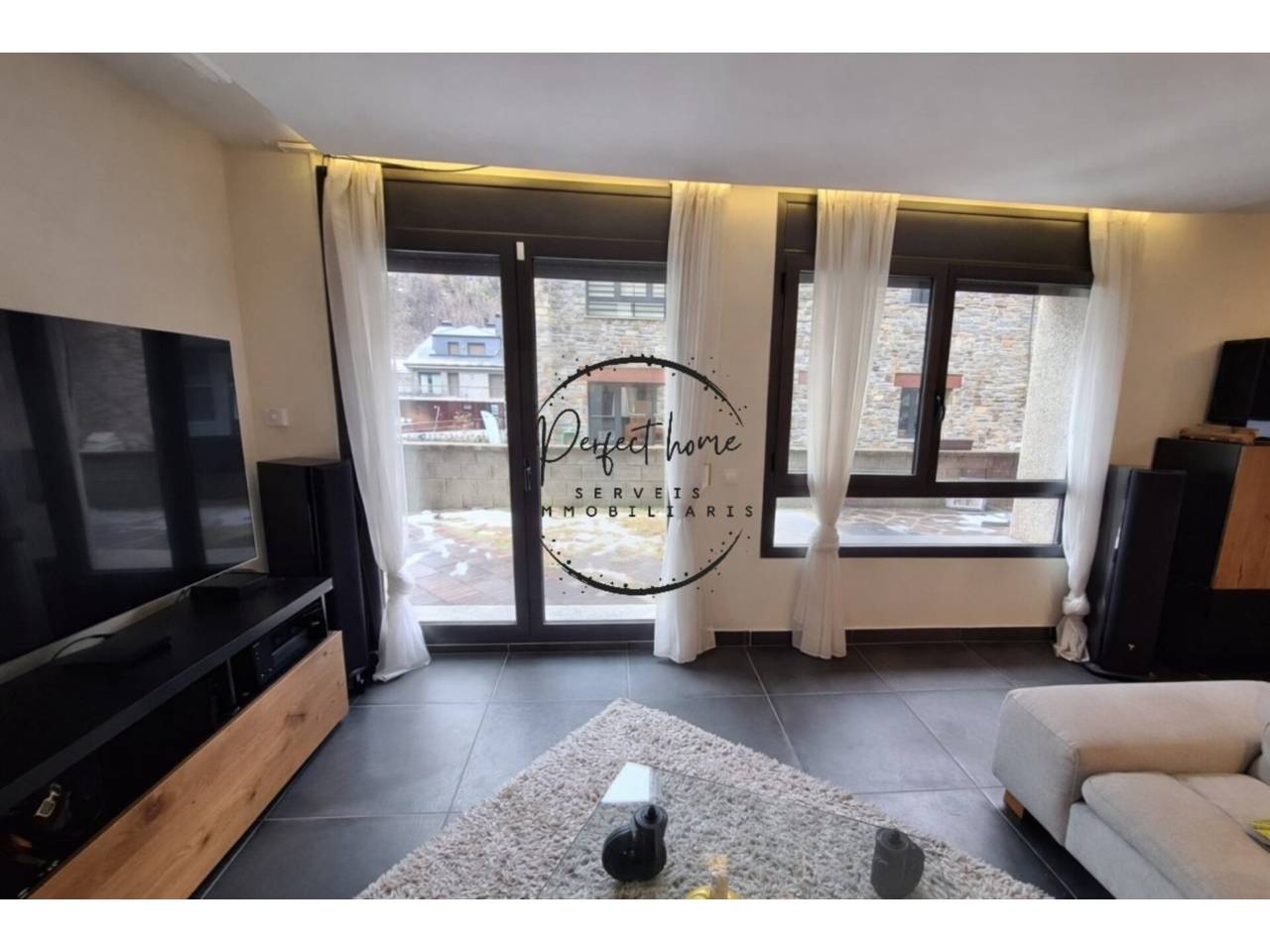 EXCLUSIU APARTAMENT AMB JARDÍ EN VENDA A LA CORTINADA-ORDINO