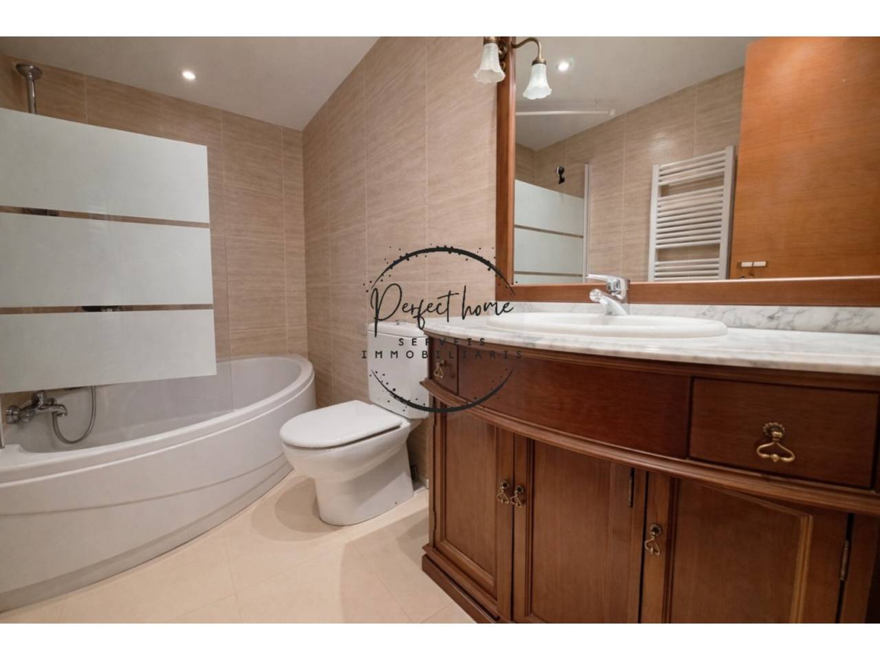 EXCLUSIU APARTAMENT AMB JARDÍ EN VENDA A LA CORTINADA-ORDINO