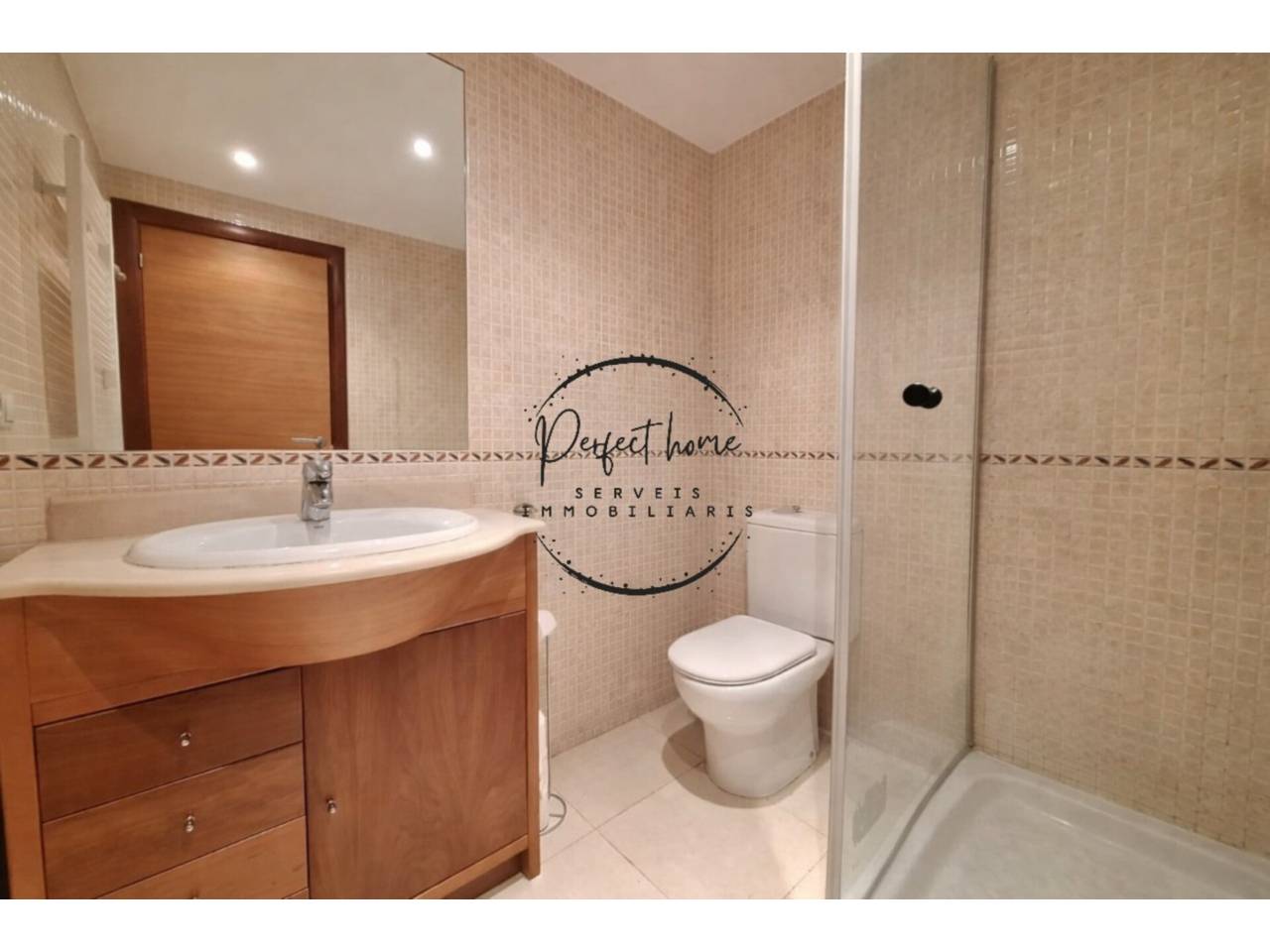 EXCLUSIU APARTAMENT AMB JARDÍ EN VENDA A LA CORTINADA-ORDINO