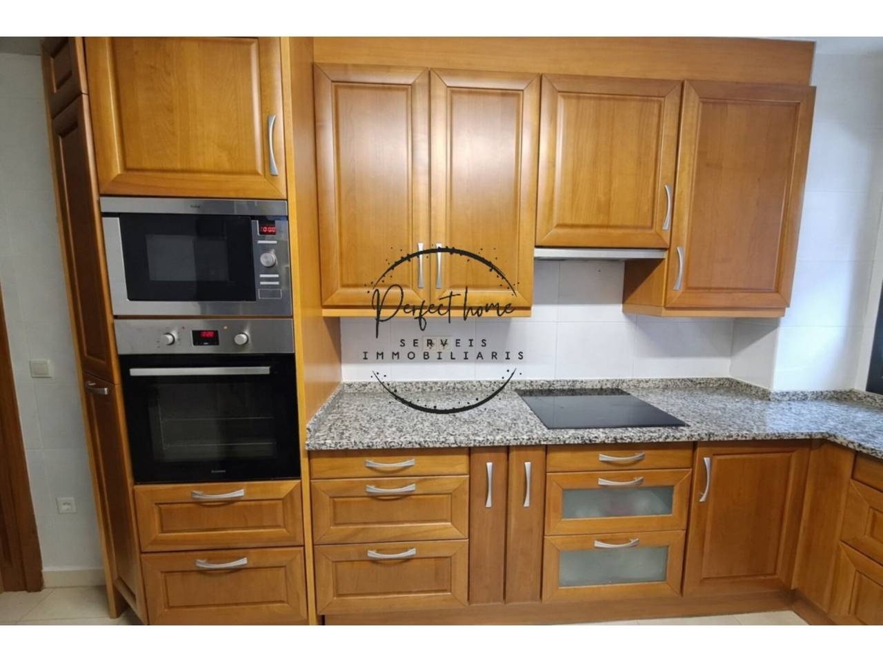 EXCLUSIU APARTAMENT AMB JARDÍ EN VENDA A LA CORTINADA-ORDINO