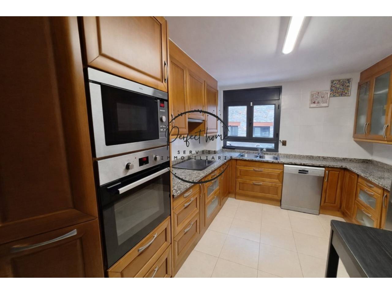 EXCLUSIU APARTAMENT AMB JARDÍ EN VENDA A LA CORTINADA-ORDINO