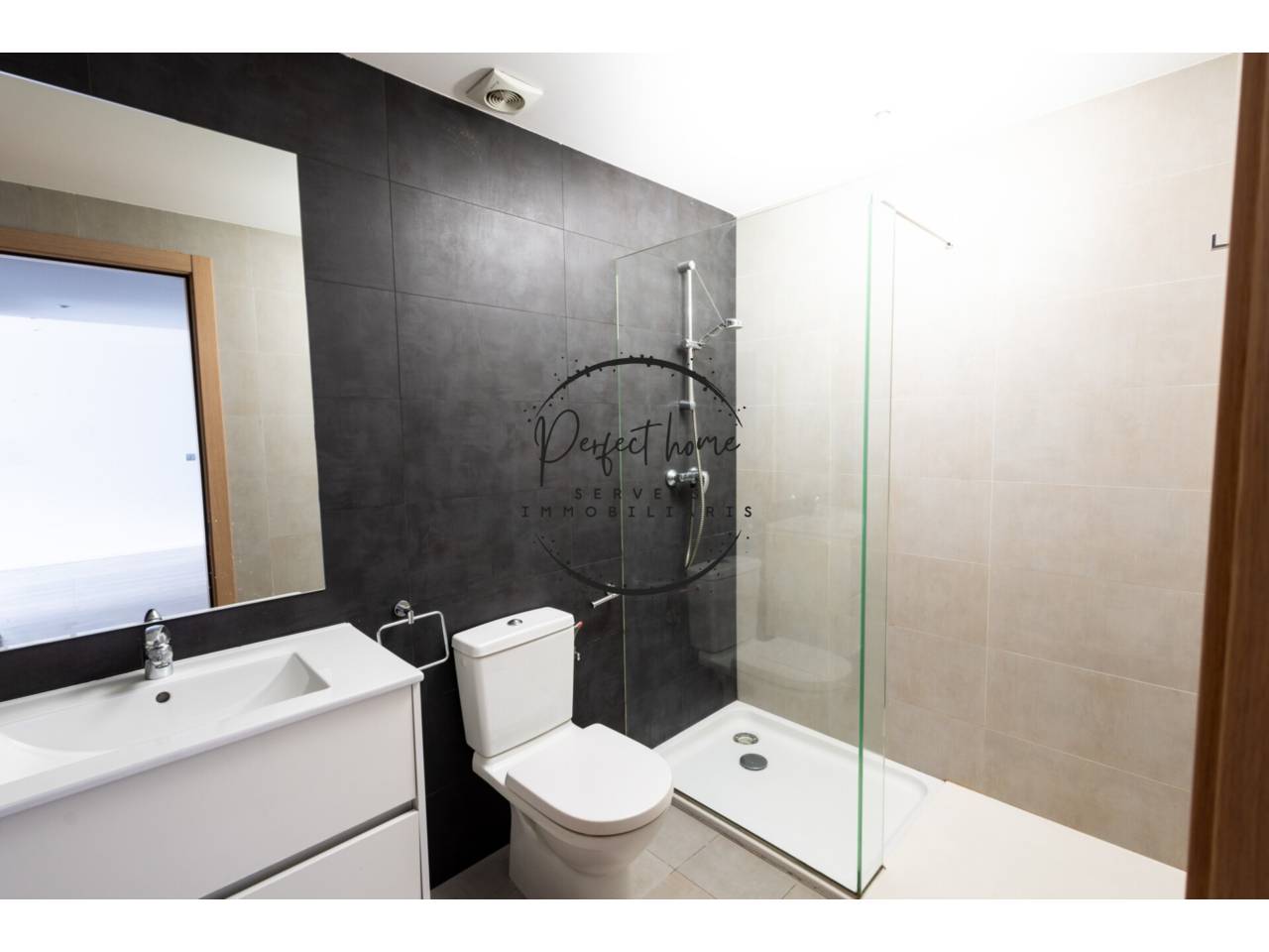 EN LLOGUER: EXCLUSIU ÀTIC DÚPLEX AL PLE COR DE VIVAND (ESCALDES)